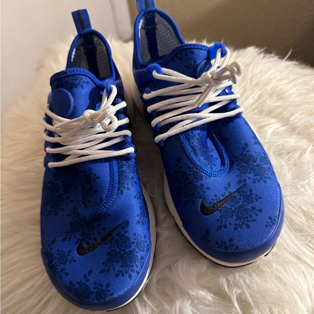 Nike air Presto blue floral print shoes